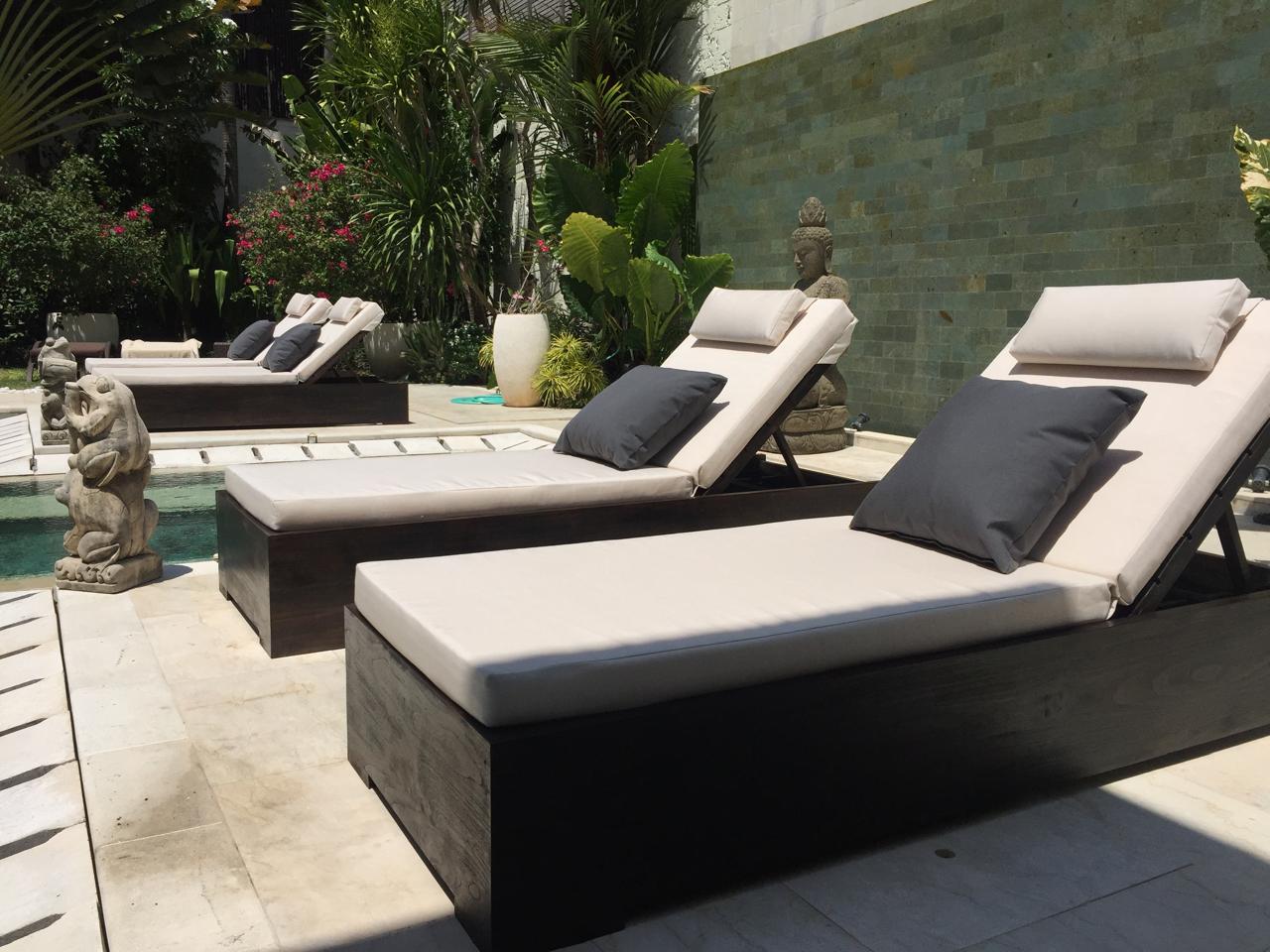 buying teak furniture for hotels and resorts from indonesia